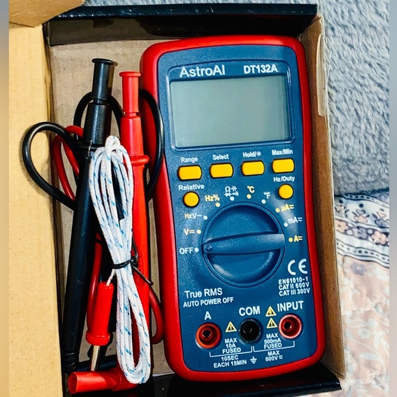 AstrAl Digital Multimeter TRMS 4000 Counts DT132A - Picture 3 of 8